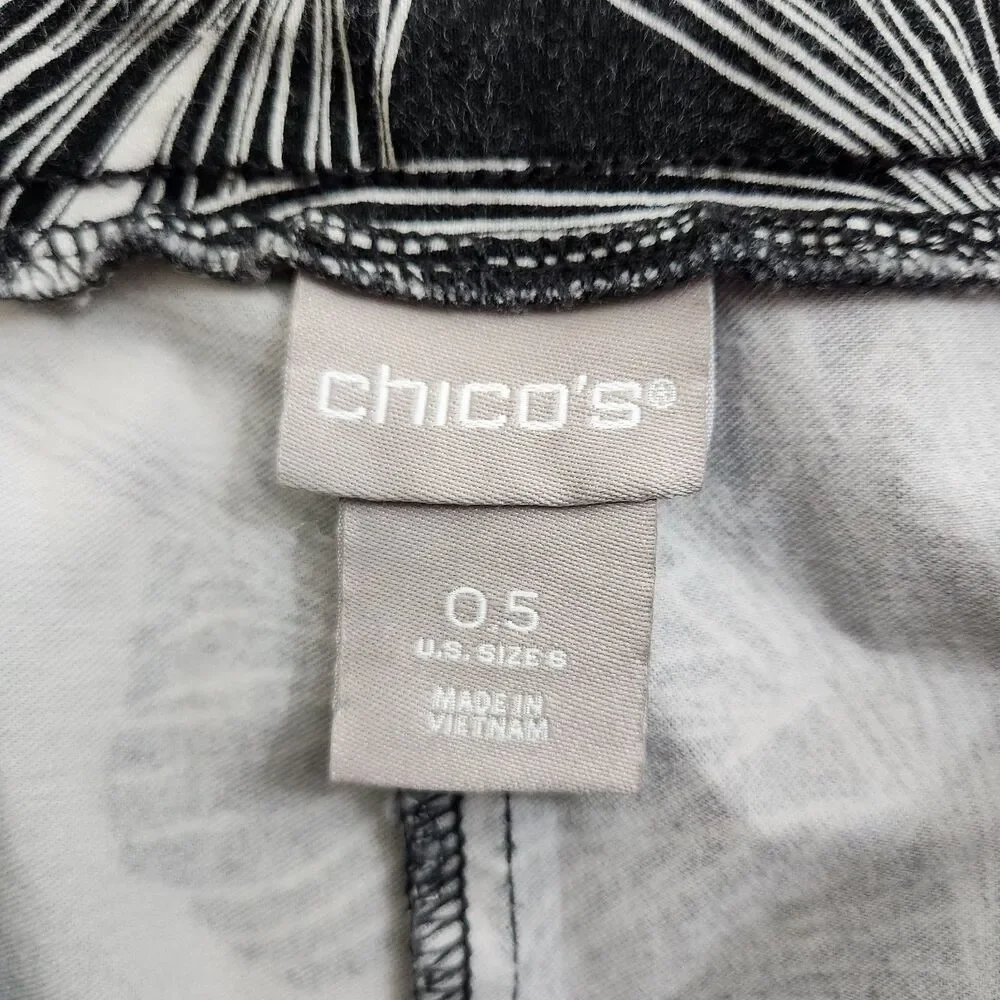 Chico's Women .5 US 6 Black Floral Mid Rise Skinny Pull On Ankle Pants - Picture 5 of 10